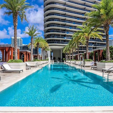 Aluna Lux Suites At Sls Lux Brickell Building ميامي المظهر الخارجي الصورة